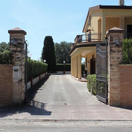 Villa Bice Пульсано Екстер'єр фото