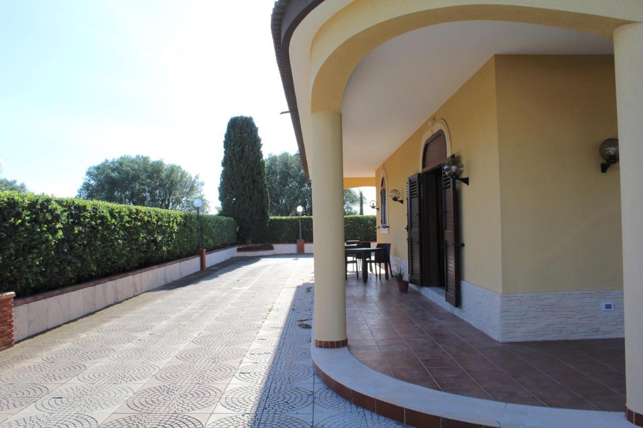 Villa Bice Пульсано Екстер'єр фото